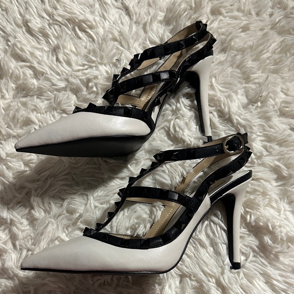 Valentino Women's White and Black Studded Heels size 39 - Picture 3 of 13